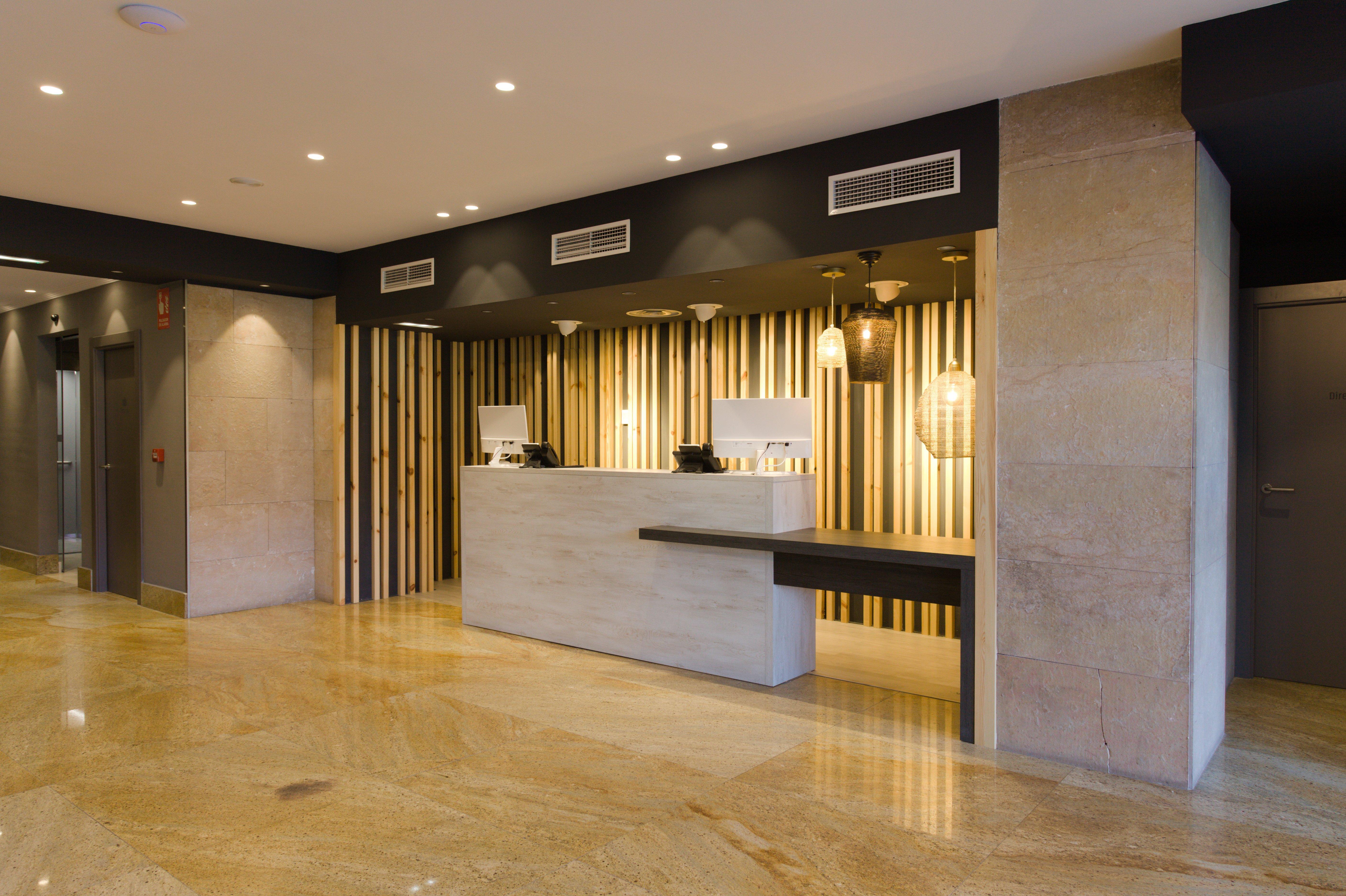Hotel Cruz De La Victoria El Berron エクステリア 写真